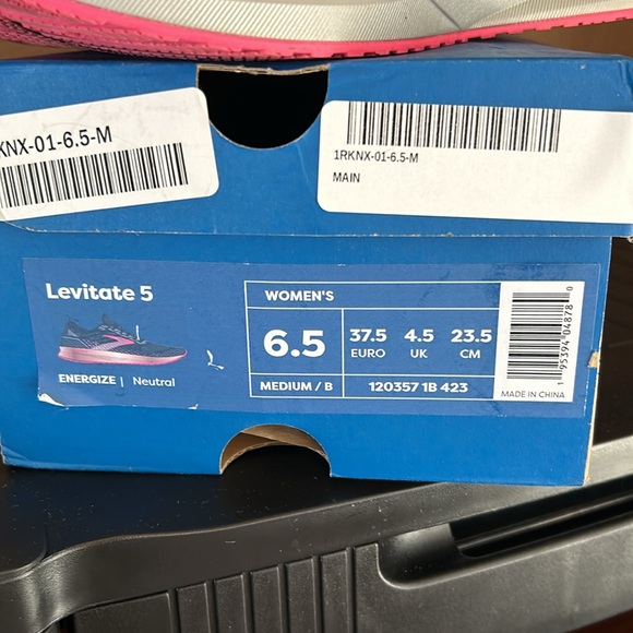 Brooks Levitate 5 - Picture 2 of 7